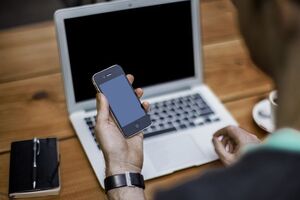 Воспользоваться интернет-системой "ПриватБанка" пока невозможно