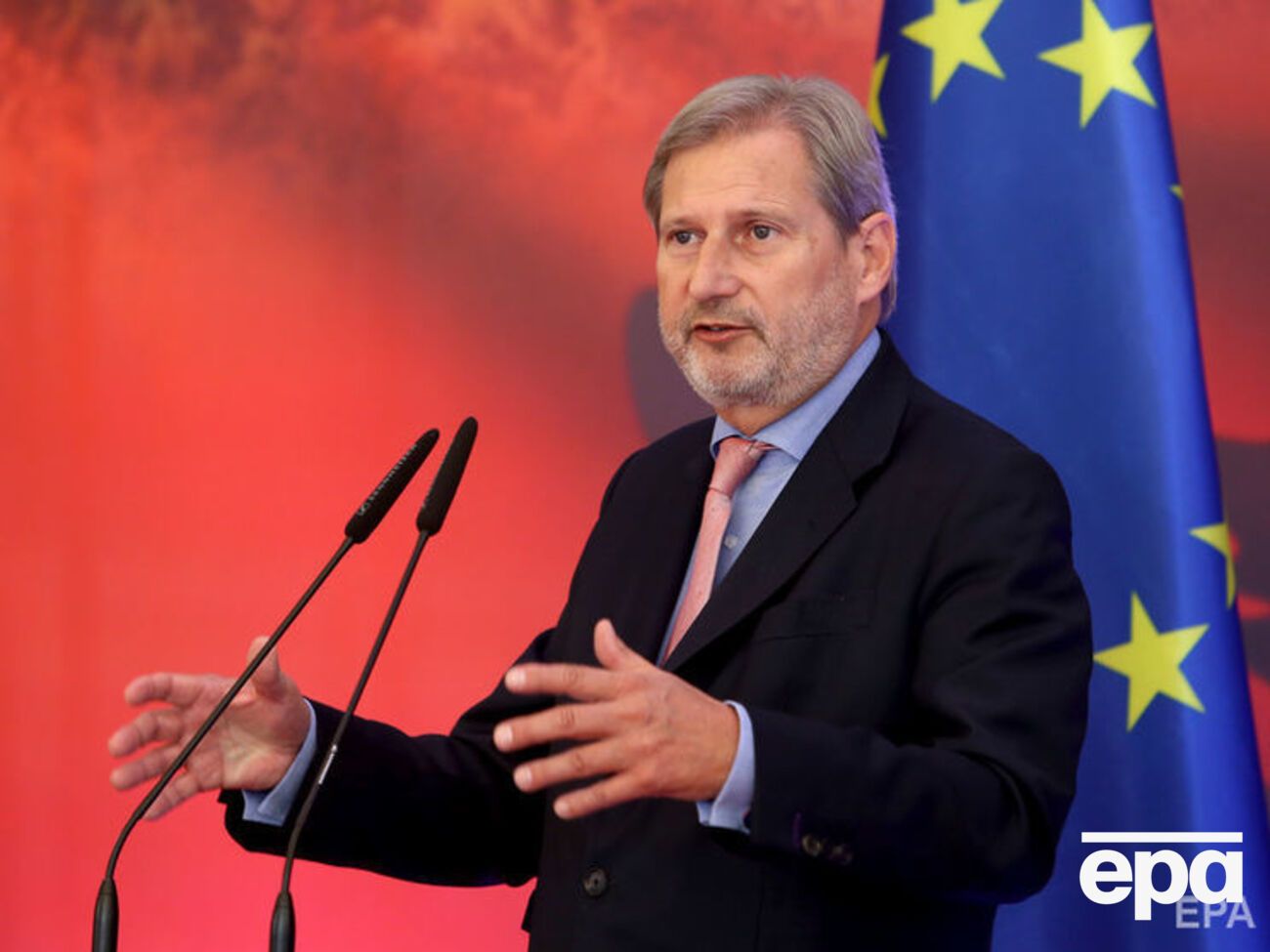 Хан прибыл в Украину