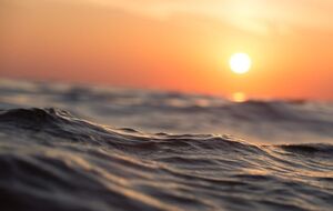 Зниклими безвісти є капітан судна і двоє його помічників