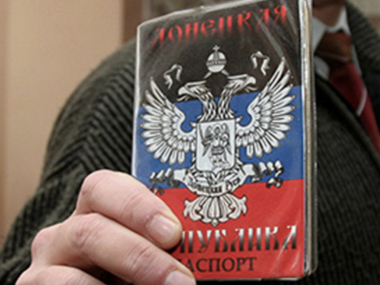 По данным разведки, во всех больницах у пациентов проверяют наличие "паспортов ДНР/ЛНР", чтобы больные проголосовали на псевдовыборах