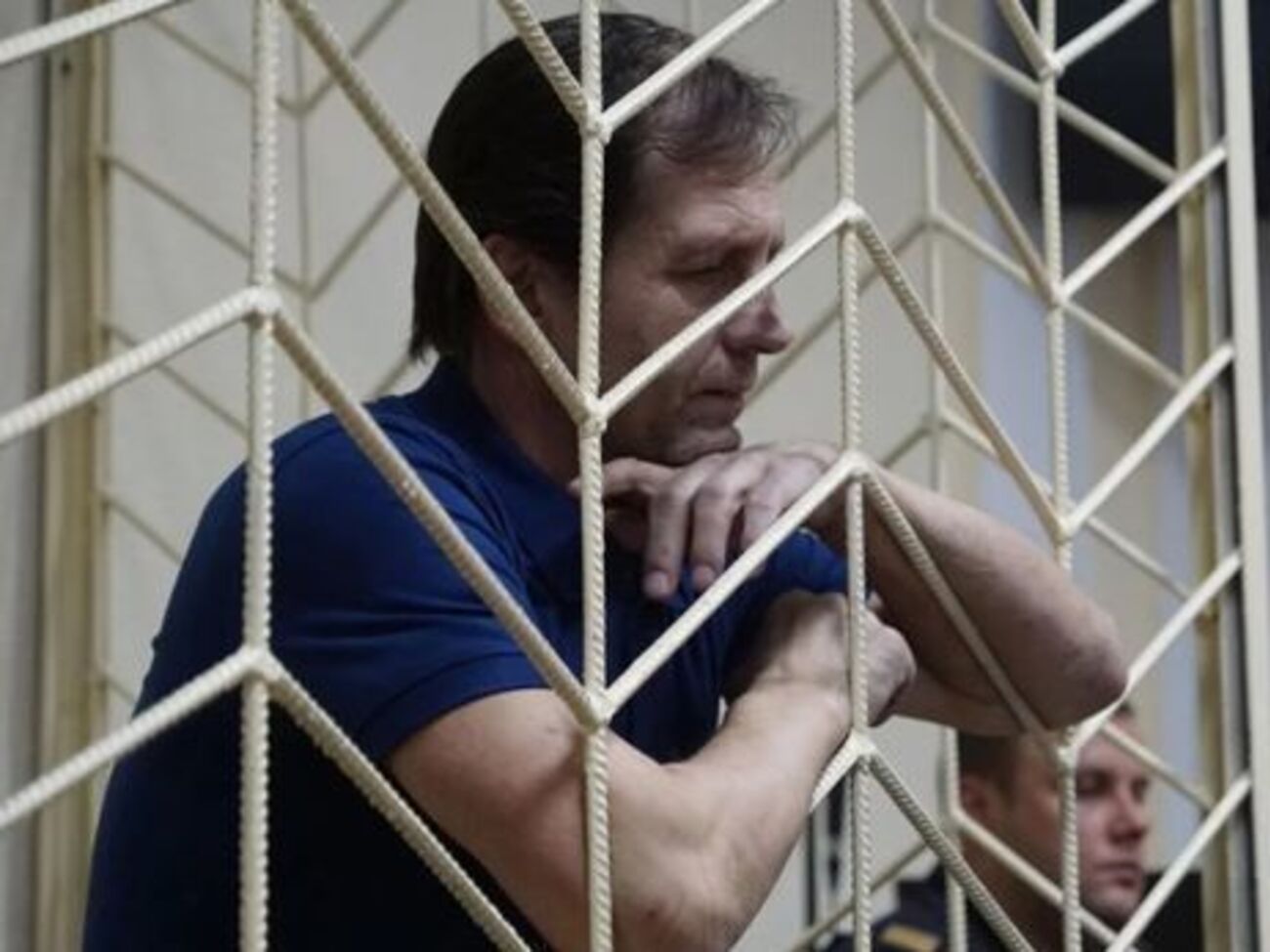 Сестра Балуха: Володя худий, блідий, обличчя сіре, блиску в очах немає