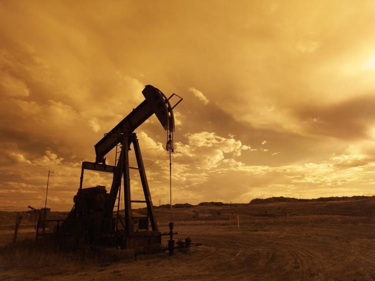 В ноябре нефть дешевеет после подорожания в октябре