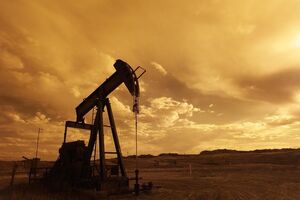 В ноябре нефть дешевеет после подорожания в октябре