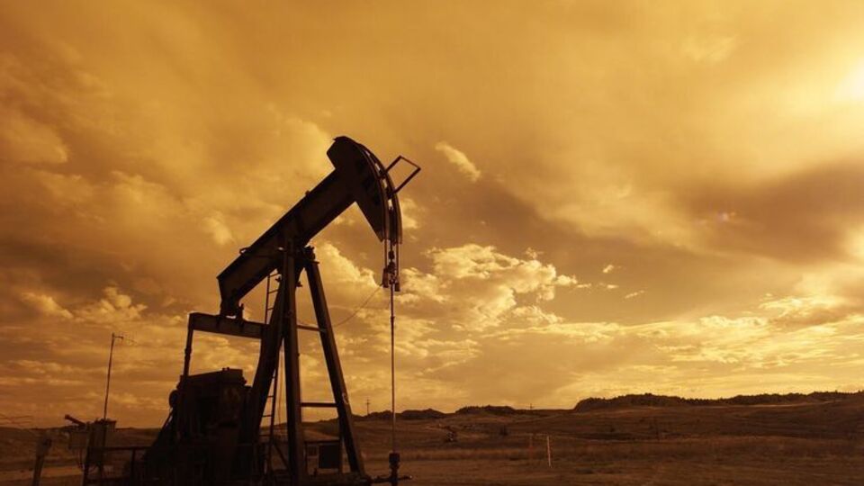 У листопаді нафта дешевшає після подорожчання в жовтні