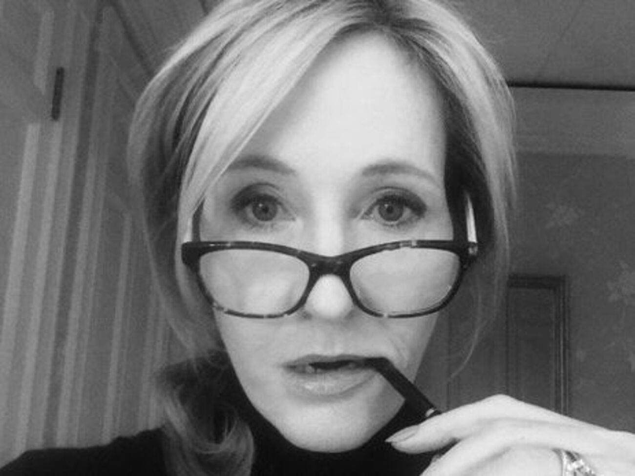 Роулинг:&nbsp;Ага, зато этот человек скромный аж некуда