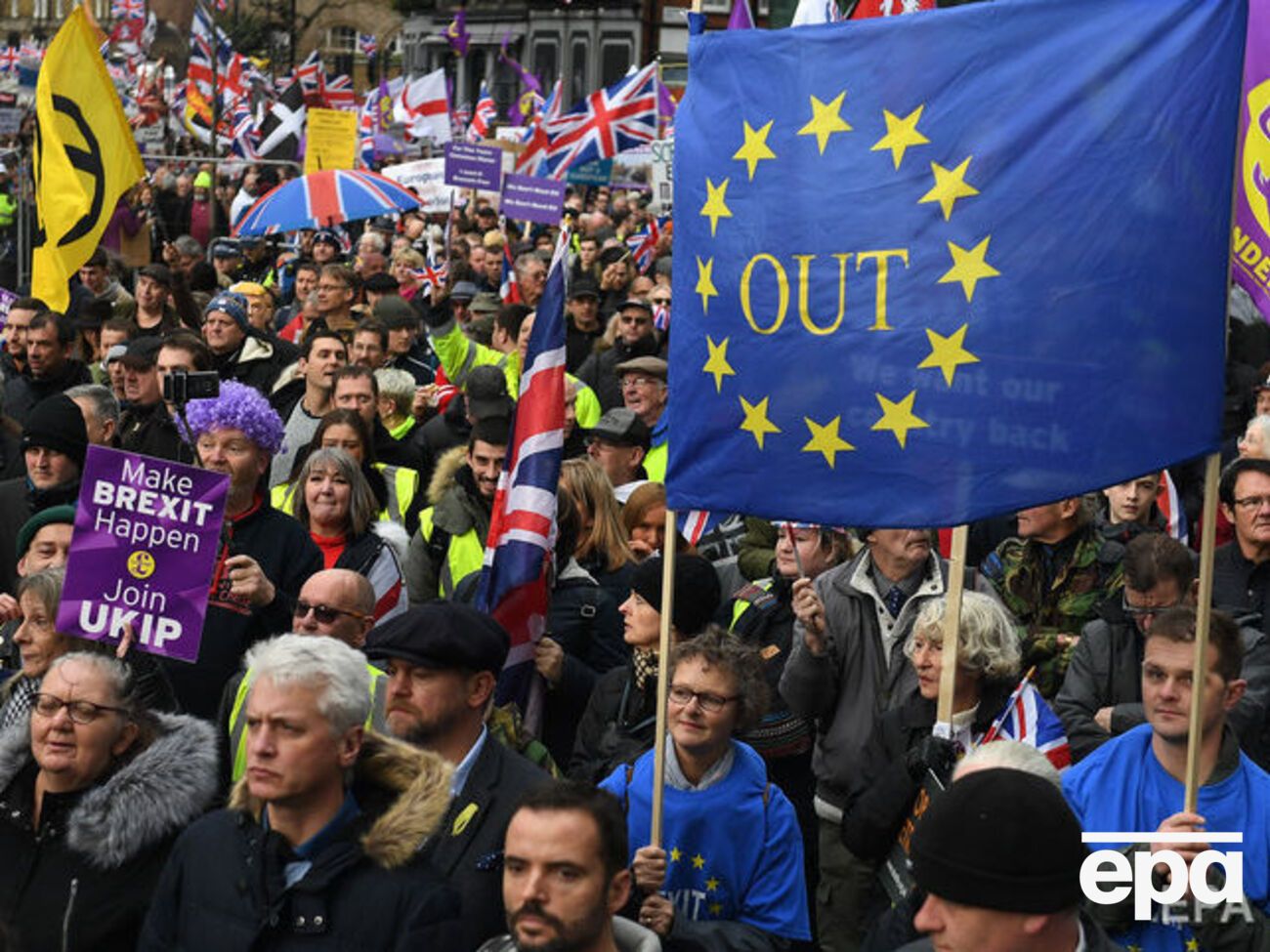За выход страны из Великобритании выступали сторонники правой Партии независимости