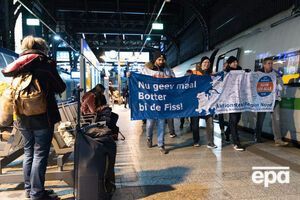 В Берлине, Франкфурте, Мюнхене и других столицах федеральных земель местный трафик почти полностью остановлен