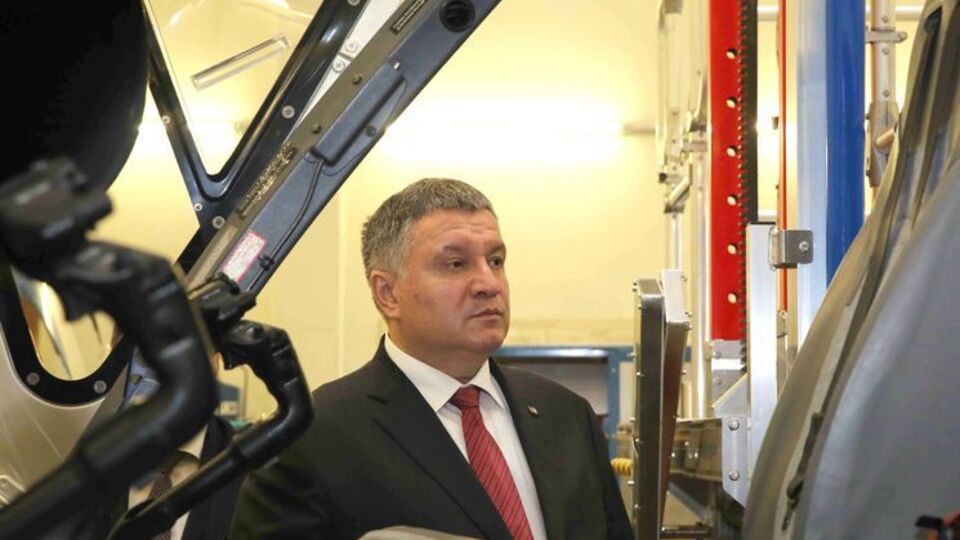 За словами Авакова, вертольоти передадуть Державній службі України з надзвичайних ситуацій, прикордонникам, поліції і Нацгвардії