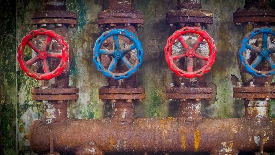 Гаряче водопостачання та тепло подорожчають на 12–24% із 1 січня