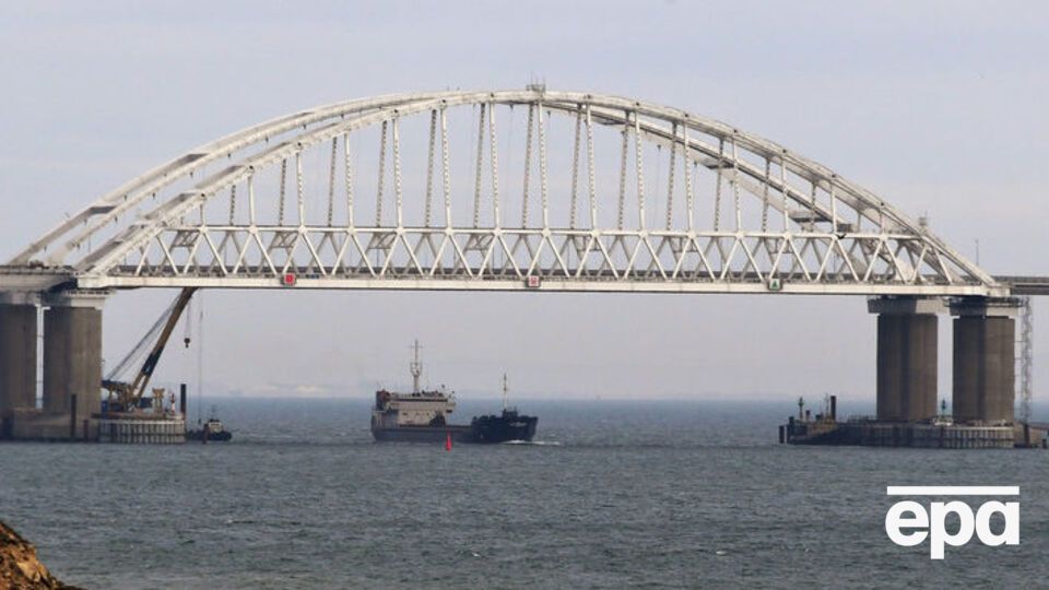 У Міноборони повідомили, що наказ про перехід через Керченську протоку становить державну таємницю