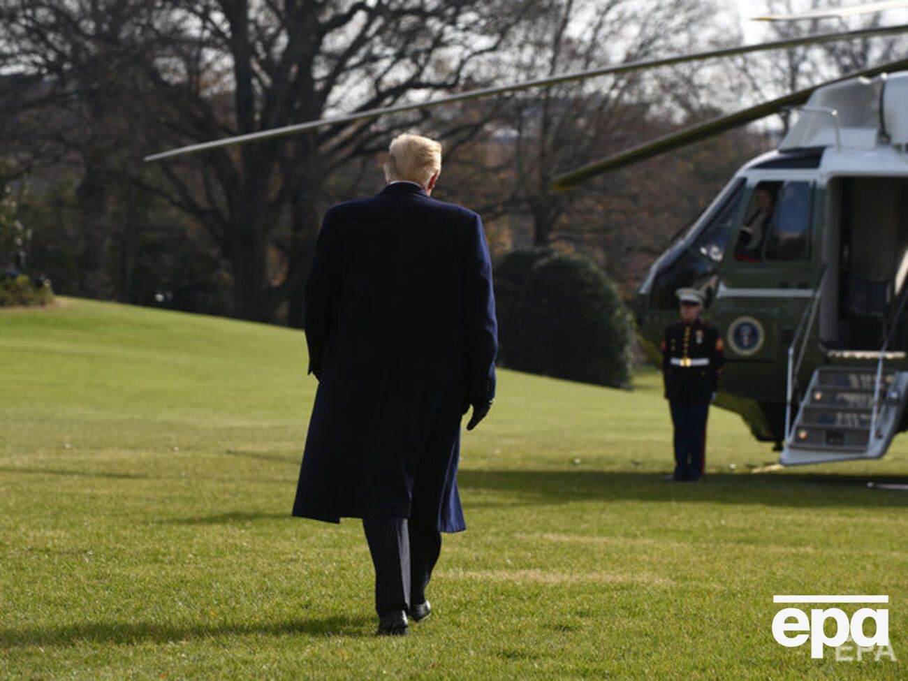 В CNN перечислили людей из окружения Трампа, контактировавших с Россией