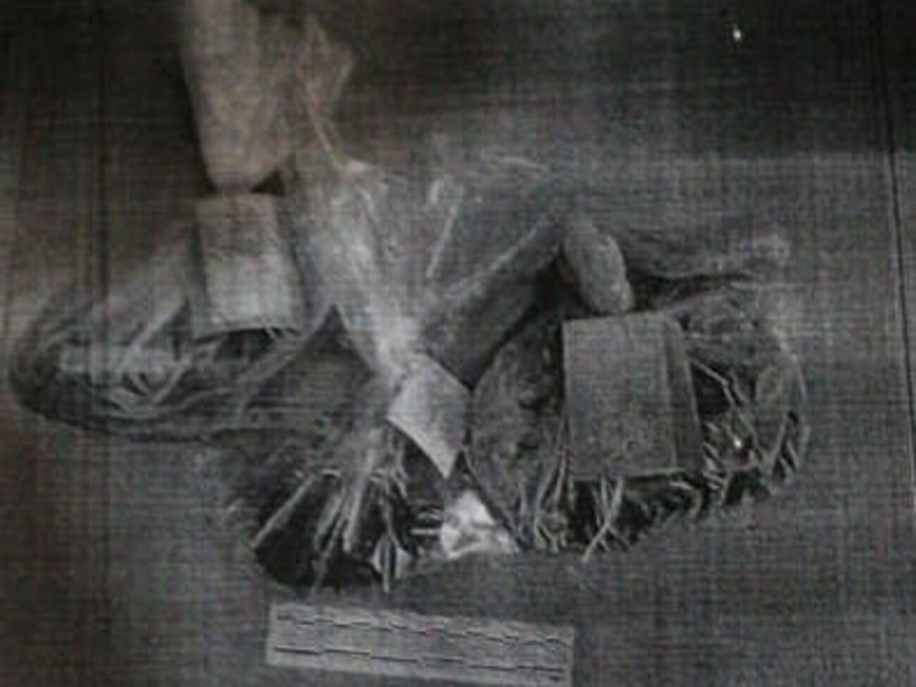 Семенченко заявив, що в українців конфіскували щось, схоже на ляльку Вуду