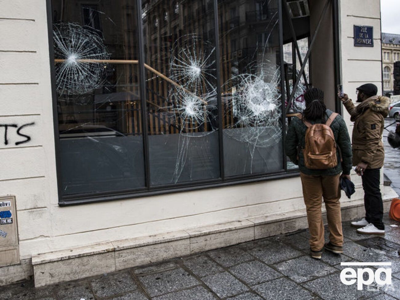 Кох:&nbsp;Дело даже не в том, что Путин инспирировал "желтые жилеты". Дело в том, что он пытался оседлать этот протест