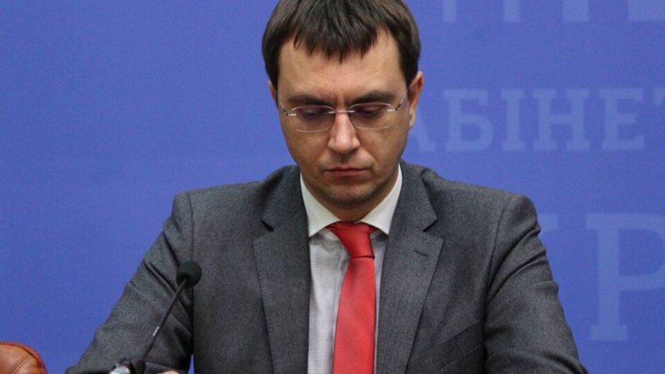 Омелян о поломках экспрессов: На линии работают десятилетние дизельные поезда польского производства