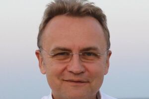 Андрей Садовый: Это они делают, не стесняясь, до выборов. Представьте себе, что они планируют делать после