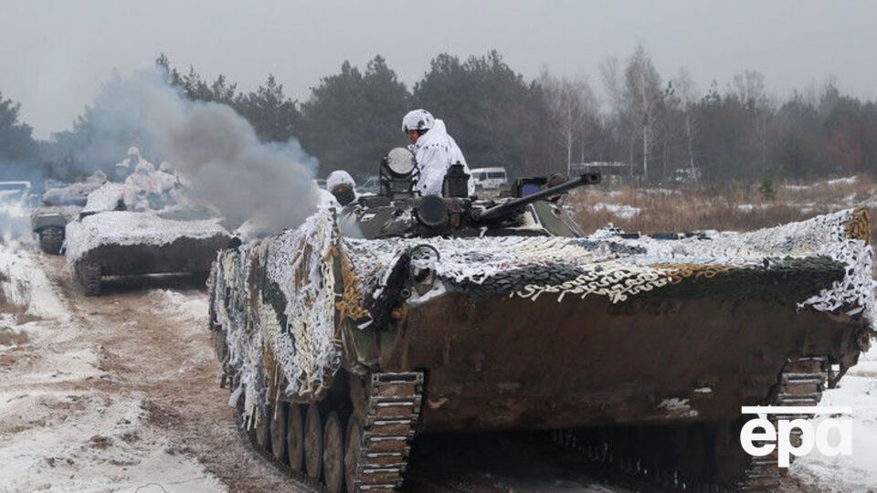 Двох українських військових поранено