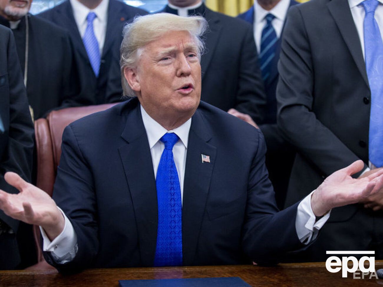 В этом году Трамп несколько раз угрожал объявить шатдаун
