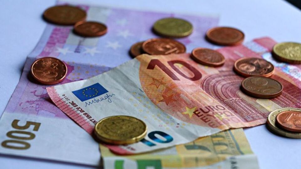 Курс валют на 12 грудня