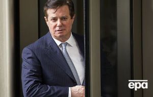 У 2000-х Манафорт консультував в Україні Партію регіонів та її лідерів