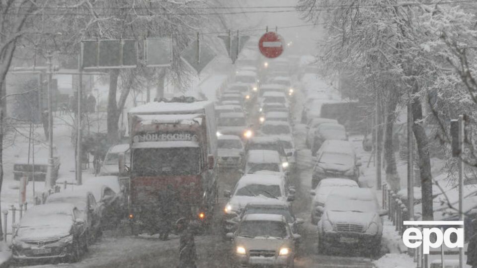 Правоохоронці закликали водіїв дотримуватися правил дорожнього руху