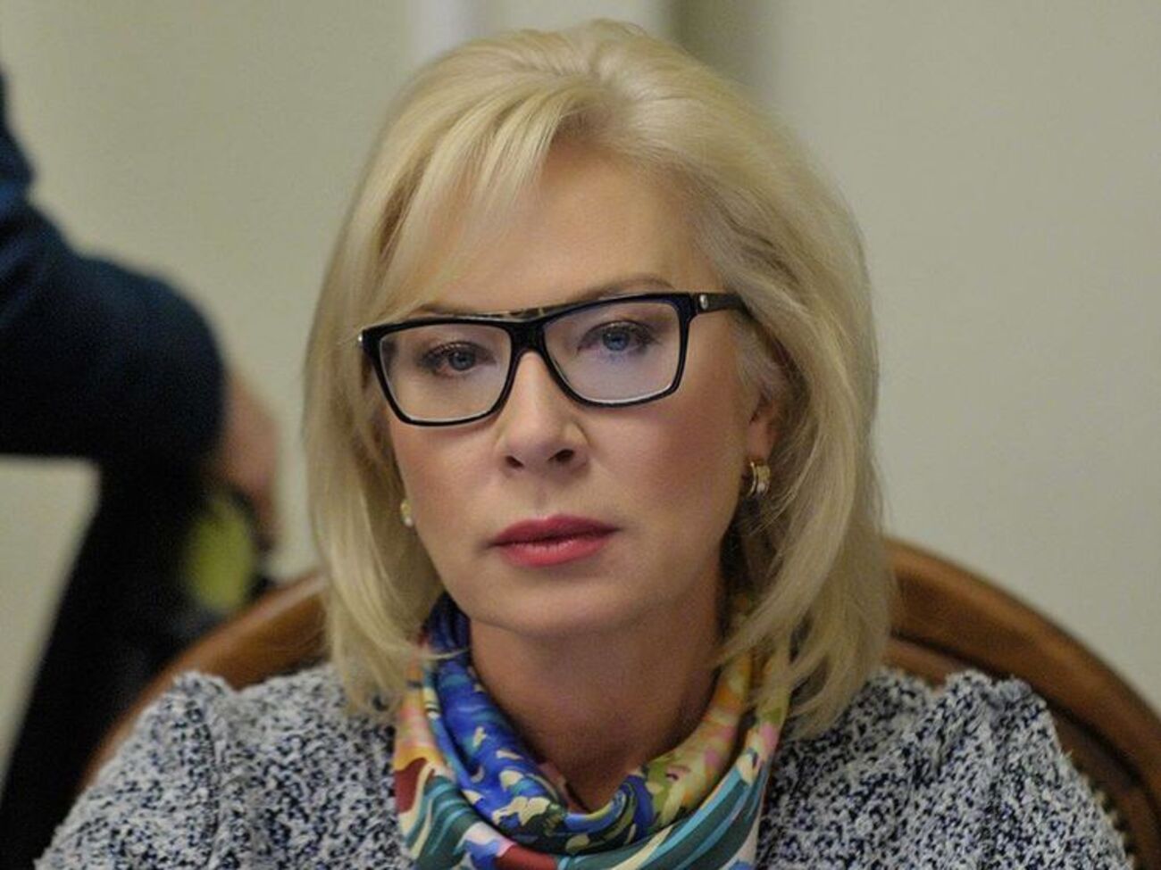 Денісова: За словами консулів, хлопці мужньо тримаються