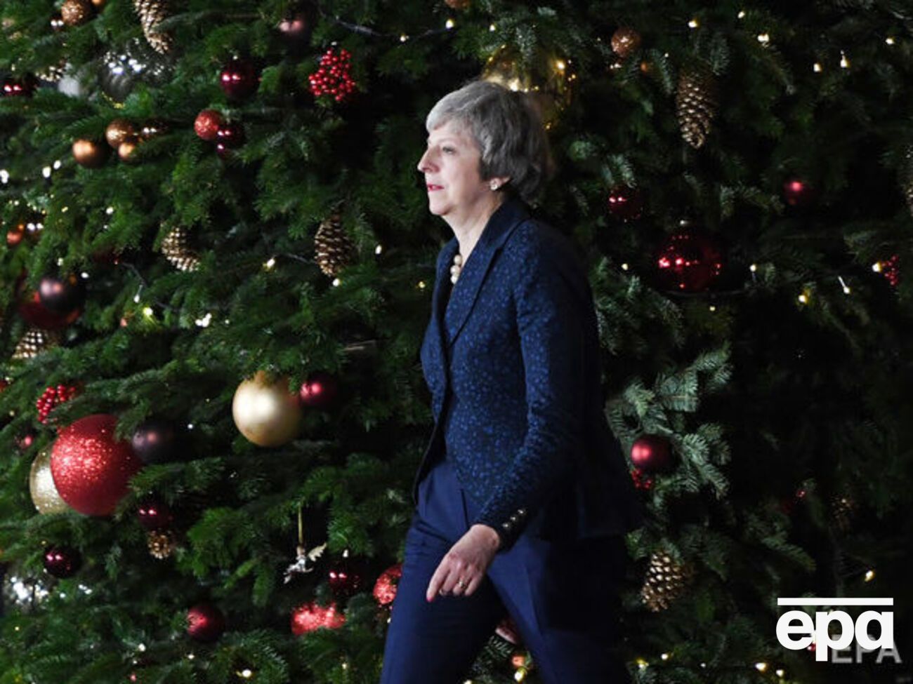 Мей залишиться на посаді