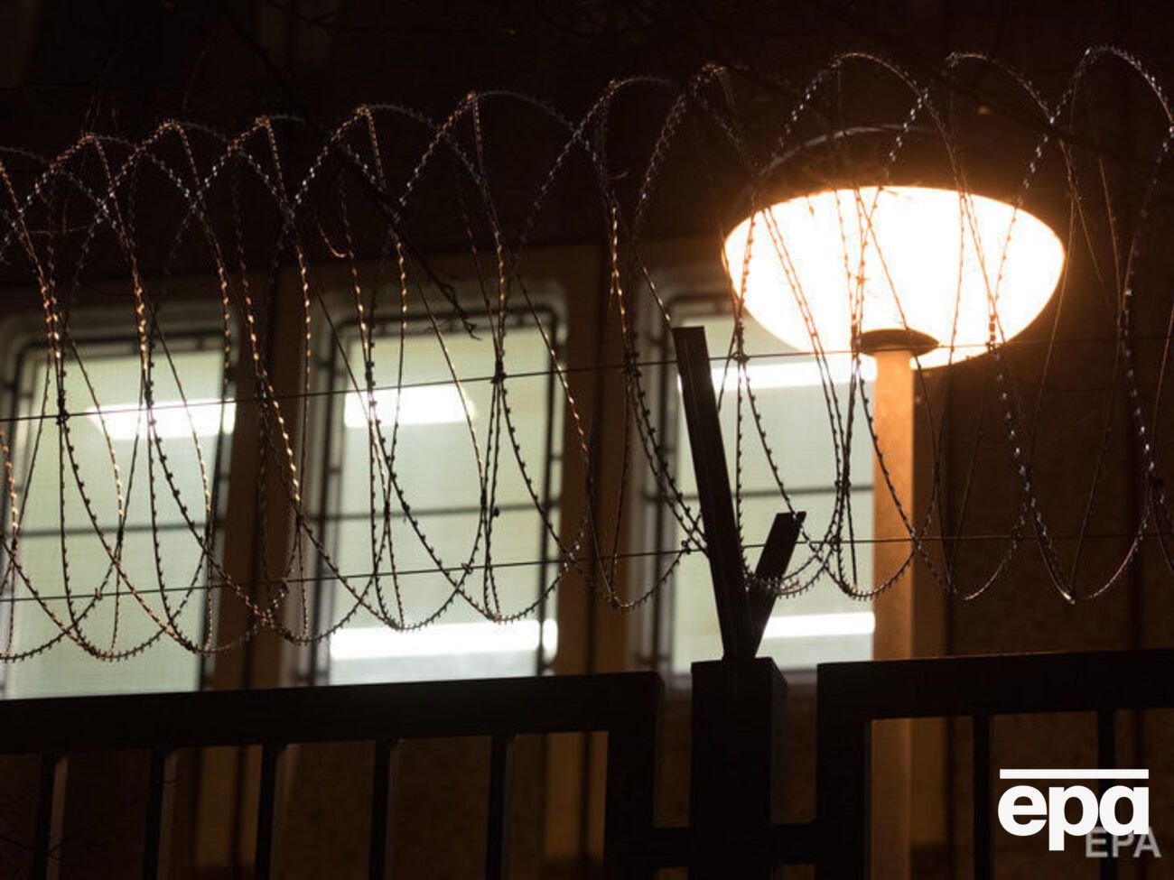 Понад 200 журналістів у світі залишається в ув'язненні за професійну діяльність