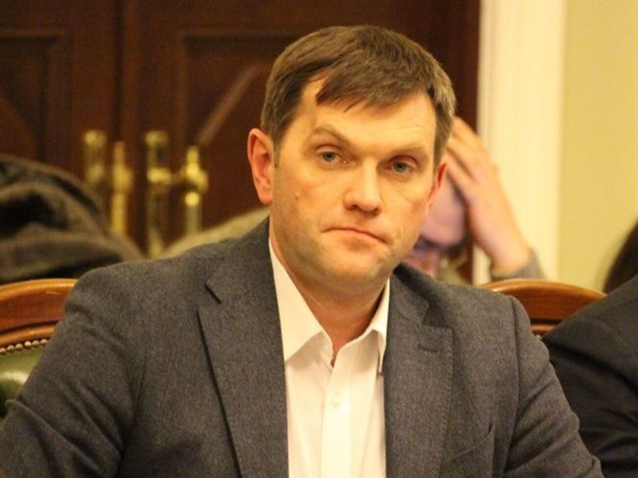 Юрий Гнатюк: Речь о том, что требуется некоторое время перед проведением аукциона, чтобы нормативную базу собрать воедино