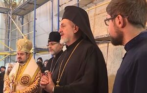 Представник Вселенського патріархату митрополит Галльський Еммануїл був присутнім на богослужінні