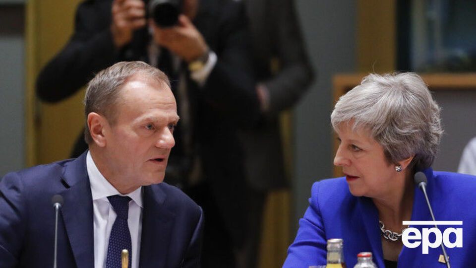 За словами Туска, Мей попросила додаткових гарантій, які, на її думку, полегшать ратифікацію в Палаті громад