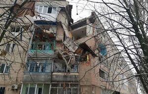 Обвалилися третій, четвертий і п'ятий поверхи житлового будинку
