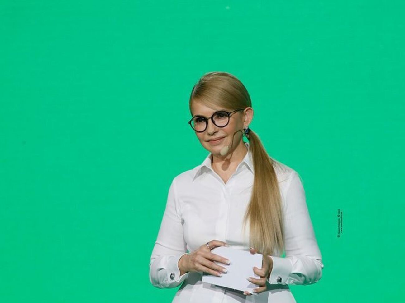 Тимошенко: В будапештском формате за стол должны сесть все участники и отвечать за каждое свое слово