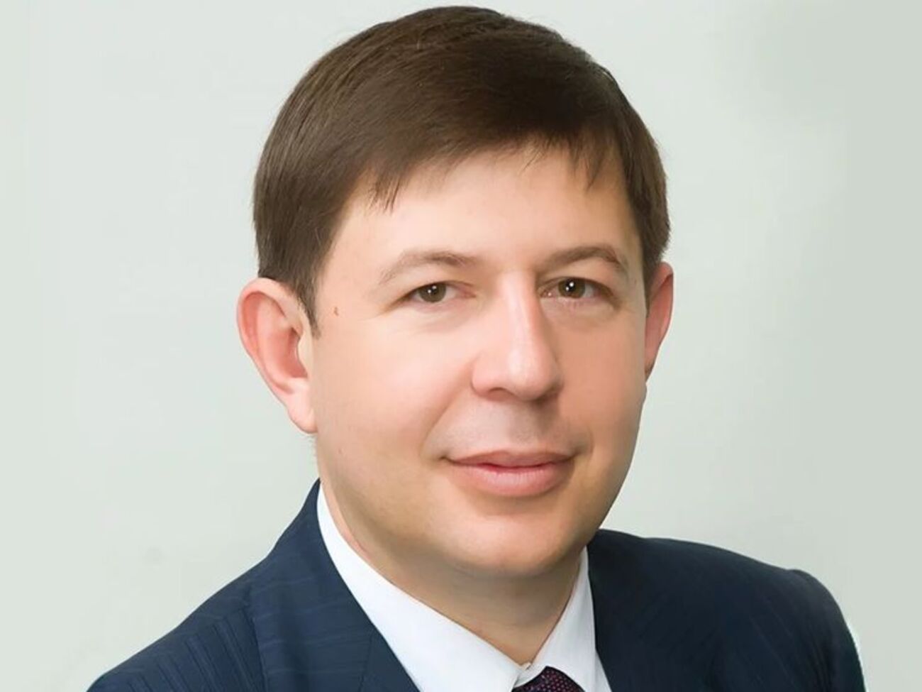 В начале октября стало известно, что Козак купил у Мураева телеканал NewsOne