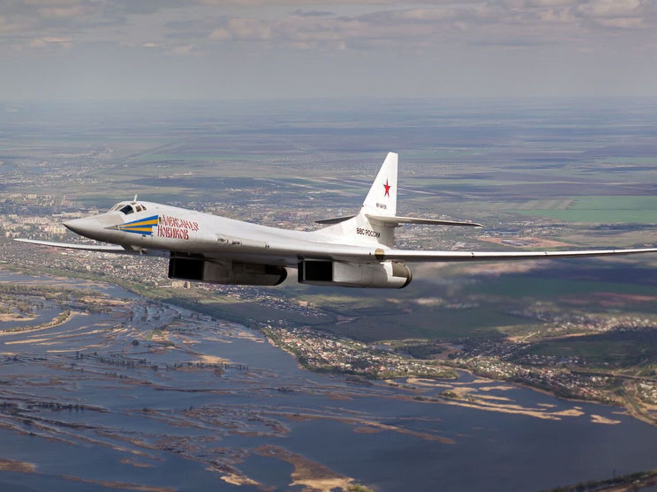 Конашенков назвав Ту-160 "шедевром"