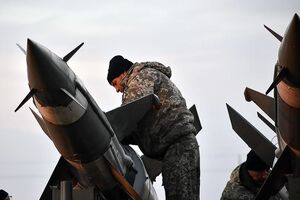 Военное положение ввели на месяц