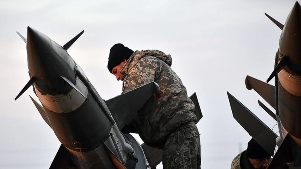 Военное положение ввели на месяц