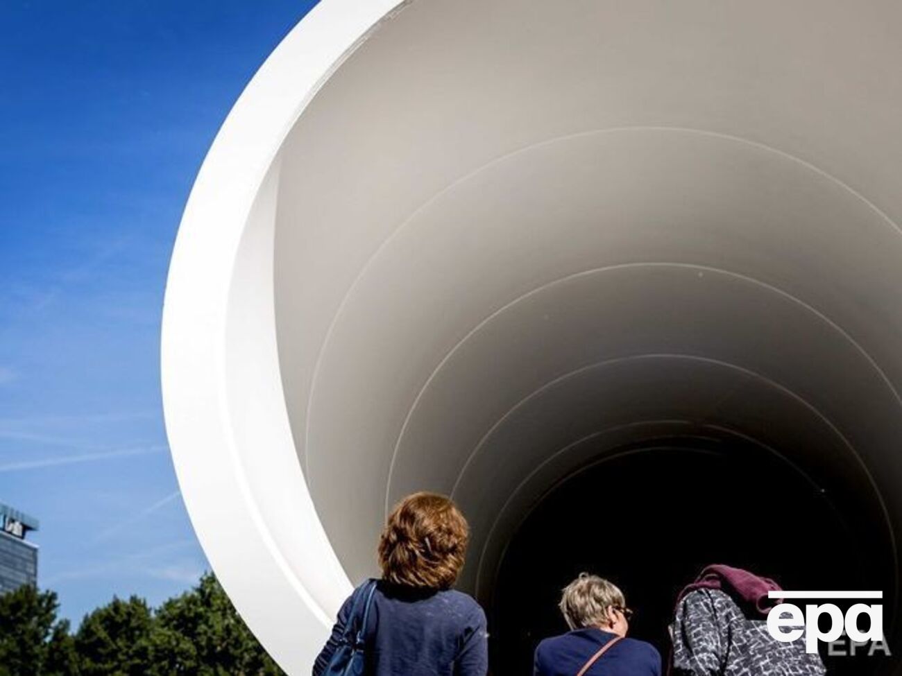 Испытательный трек Hyperloop появится в коммуне Колломбей-Мураз кантона Вале