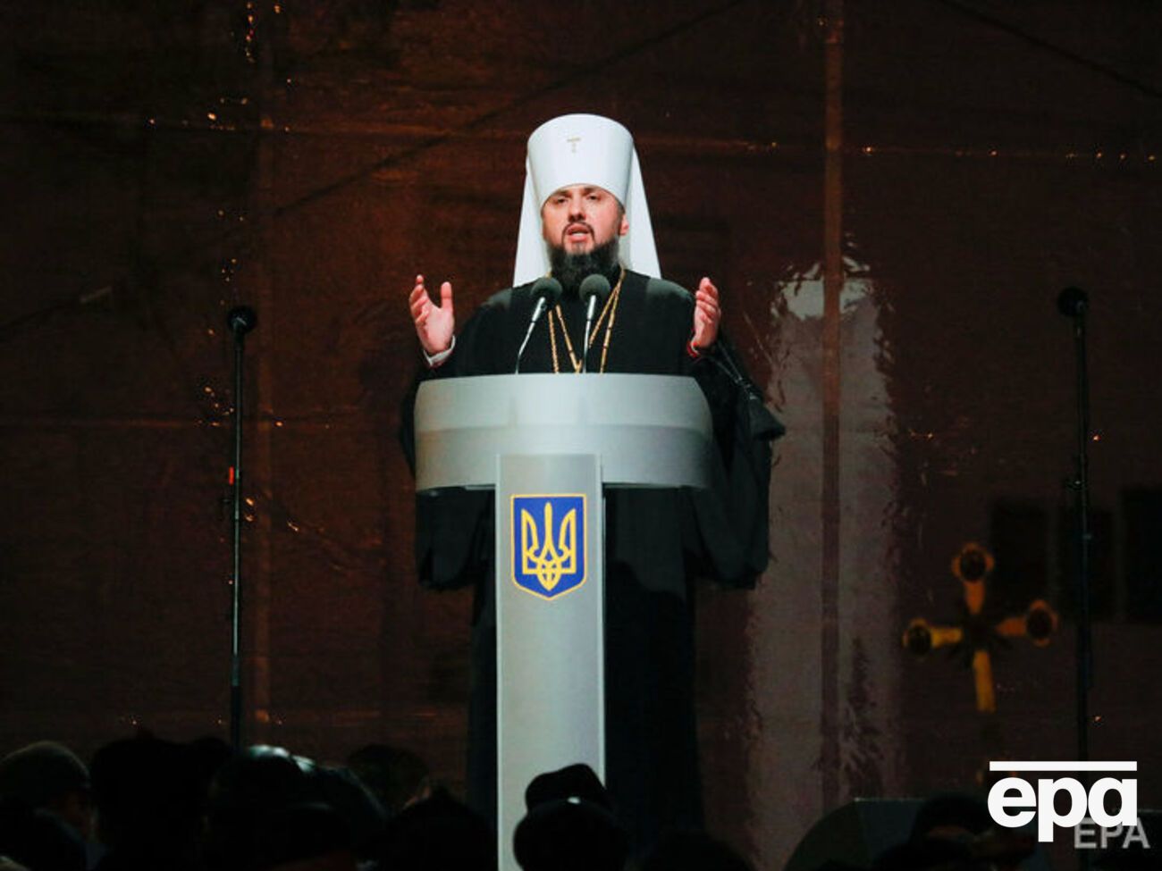 В ходе финального голосования Епифаний получил 36 голосов