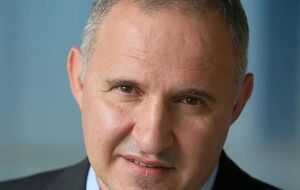 Тодуров сказал, что неизвестные могли устроить конфликт в институте, чтобы "скомпрометировать человека"