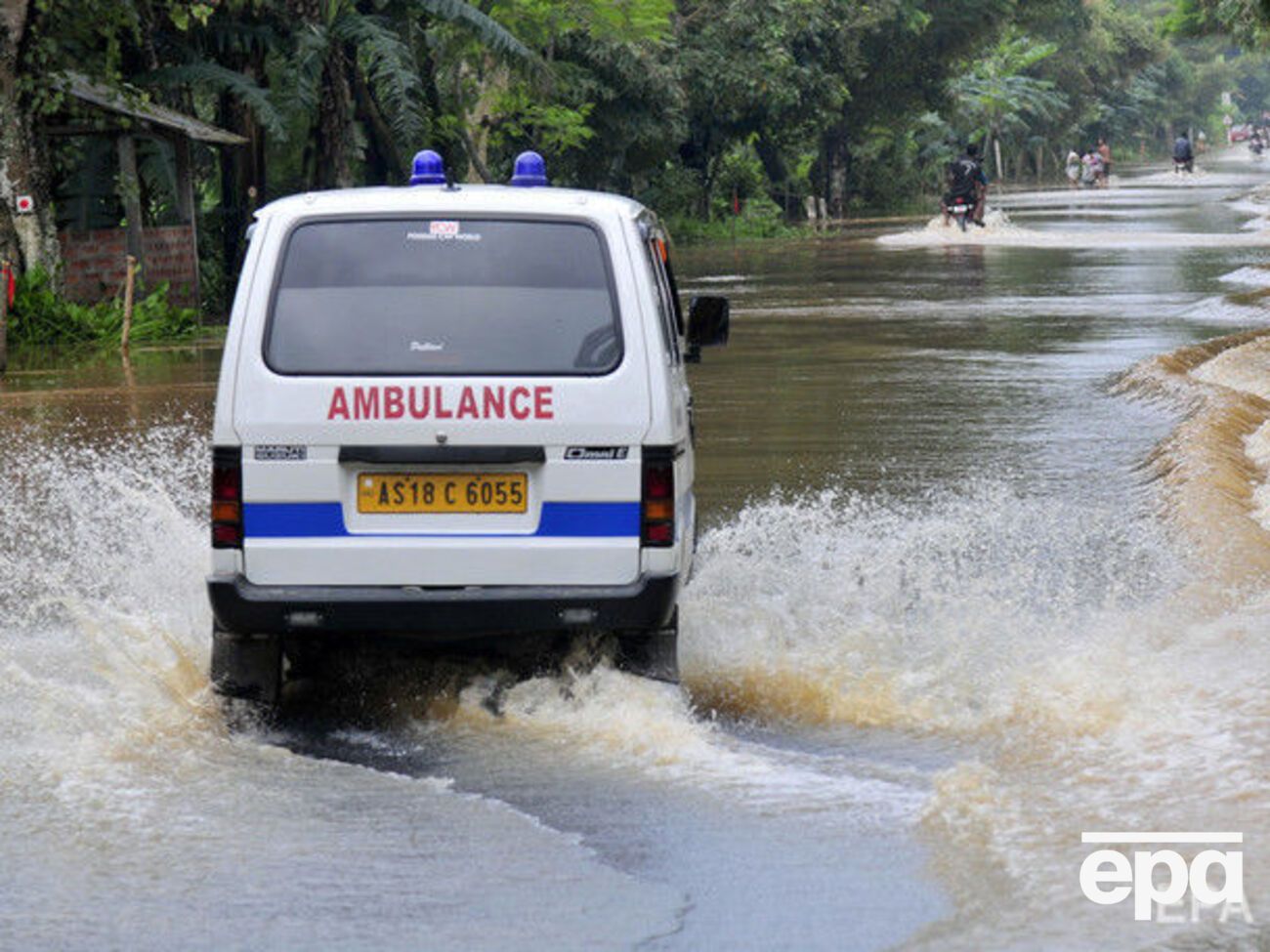 130 людей госпіталізували