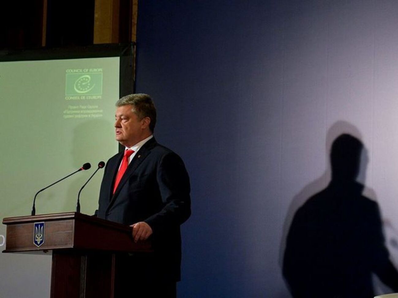 Порошенко:&nbsp;Политическое решение о введении санкций принято