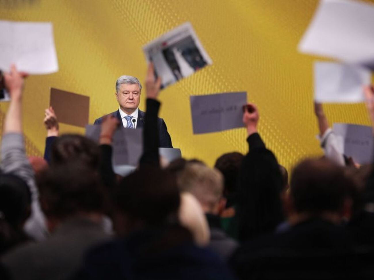 Порошенко:&nbsp;Мы не дадим испортить имидж Украины нерасследованием нападений на активистов