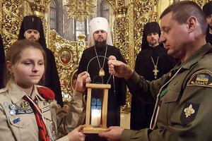 Передання вогню відбулося в Михайлівському Золотоверхому соборі в Києві