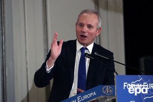 Лидингтон якобы провел переговоры с депутатами Лейбористской партии