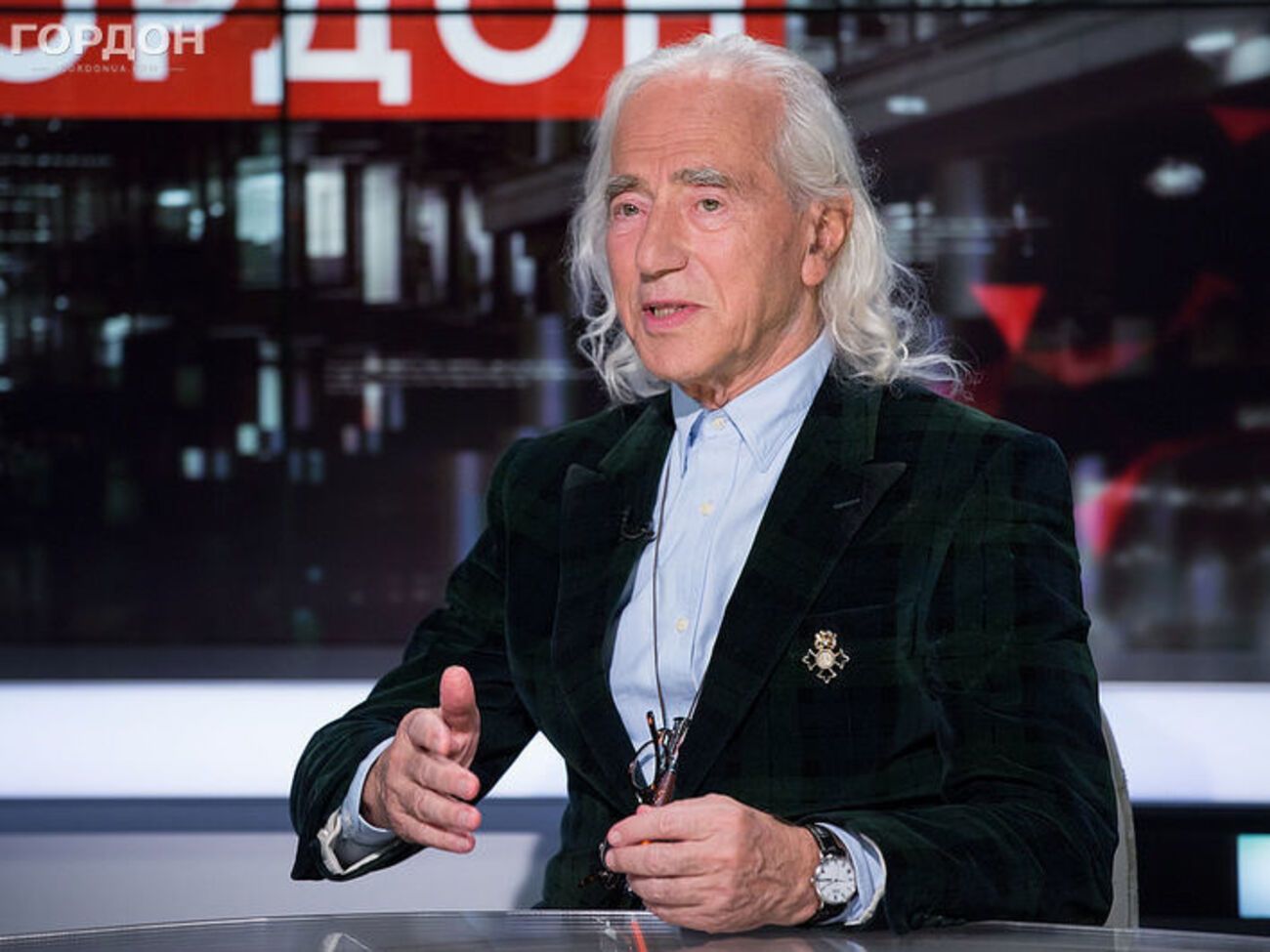 Сева Новгородцев: Я искренне желаю Украине пойти по пути не ненависти, а любви, строительства, а не разрушения, не поиска недостатков в неприятных тебе людях, а поиска всего позитивного &ndash; у кого что ты можешь найти