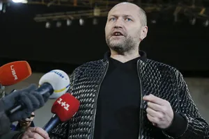 Політиків-лобістів цікавить не мораторій на продаж землі і не ринок землі. Вони хочуть іншого – заробити