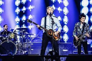 На странице Маккартни в соцсети показали отрывок выступления