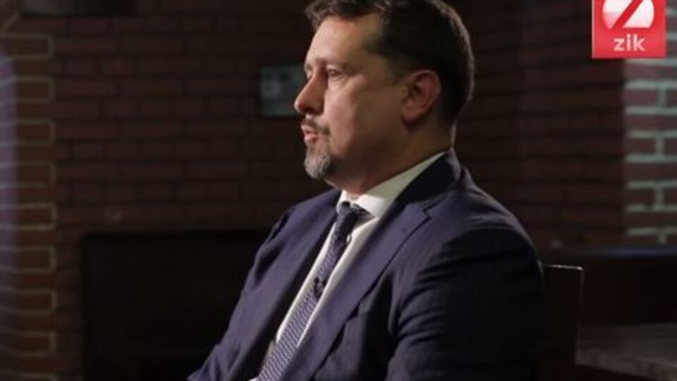 Семочко отрицал наличие российского гражданства у супруги