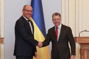 Волкер (праворуч) подякував Парубію за парламентську діяльність