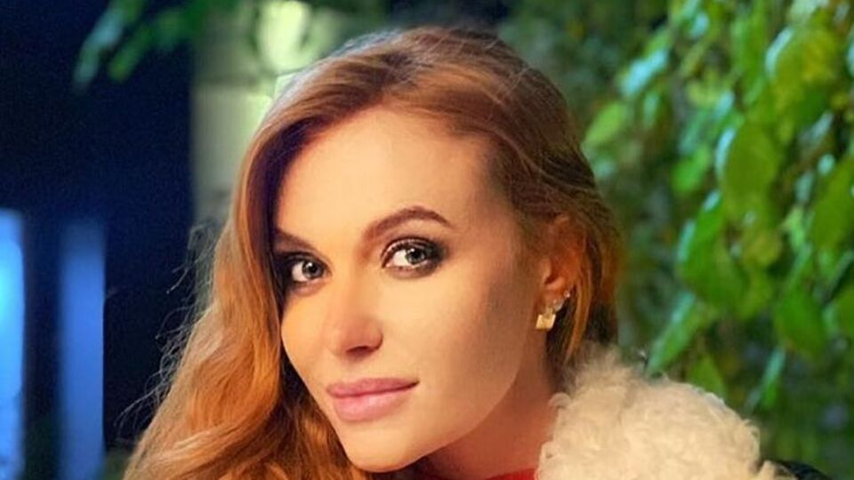 Каминская: А вы уже нарядили елку?